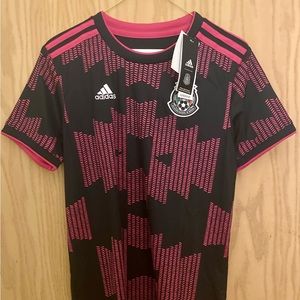 Womens M, NWT! Mexico National Soccer Team Home Jersey